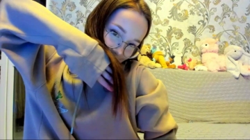 Ellie_Leen  30-09-2021 big ass Female